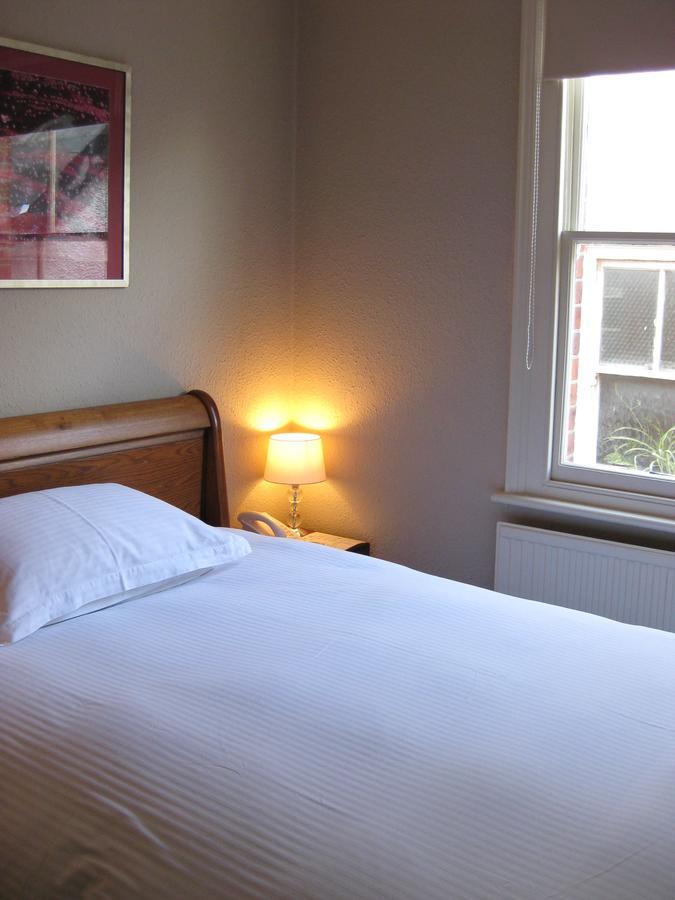 Amherst Guesthouse 독서 외부 사진